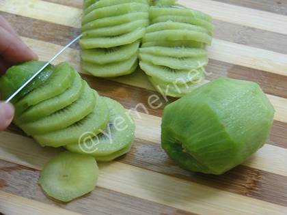 Ispanaklı Kivili Pasta